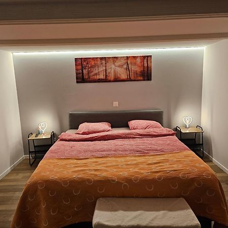 Joli Appartement Au Coeur Du Village Orsières Eksteriør billede